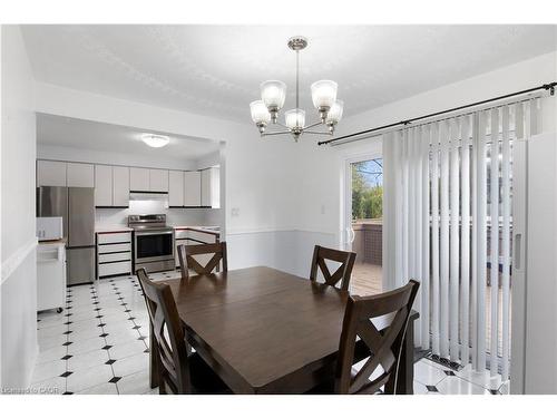 43 Middleton Street, Cambridge, ON - Indoor Photo Showing Dining Room