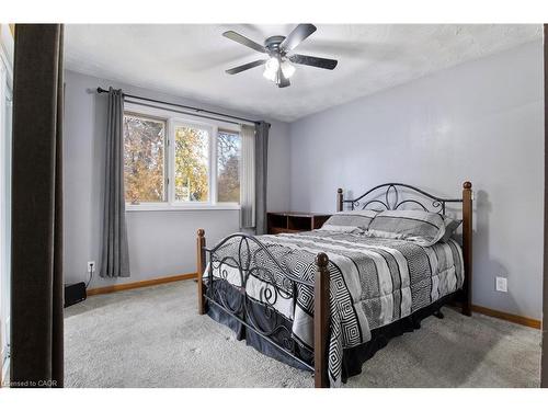 43 Middleton Street, Cambridge, ON - Indoor Photo Showing Bedroom