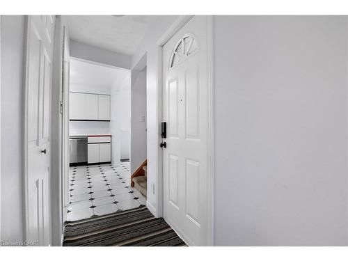 43 Middleton Street, Cambridge, ON - Indoor Photo Showing Other Room