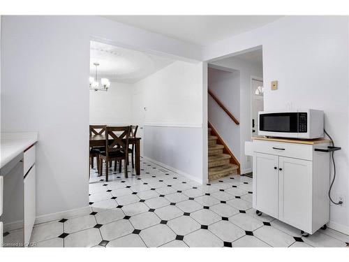 43 Middleton Street, Cambridge, ON - Indoor