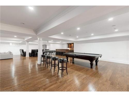 4410 Lakeshore Road, Burlington, ON - Indoor