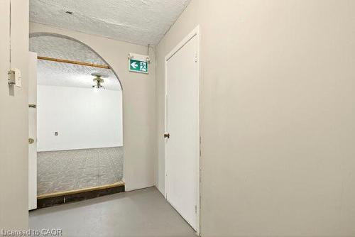 196 1/2 Kenilworth Avenue N, Hamilton, ON 