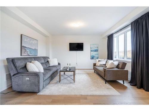 57 Monteith Drive, Brantford, ON - Indoor Photo Showing Living Room