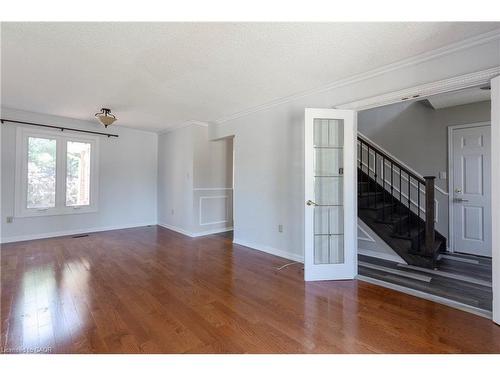 128 Brian Boulevard, Waterdown, ON - Indoor Photo Showing Other Room