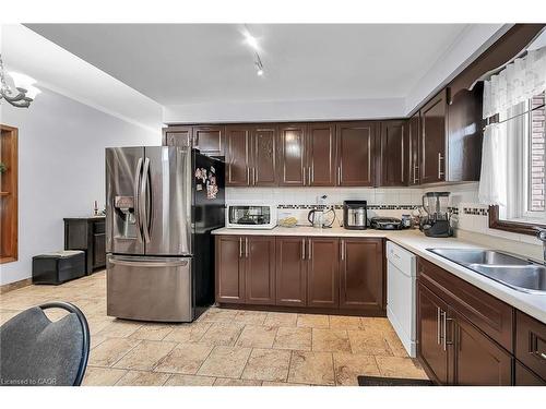 140 Solomon Crescent, Hamilton, ON - Indoor Photo Showing Kitchen With Double Sink