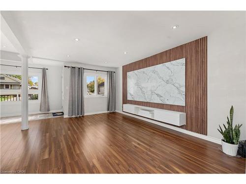 233 Normanhurst Avenue, Hamilton, ON - Indoor Photo Showing Other Room