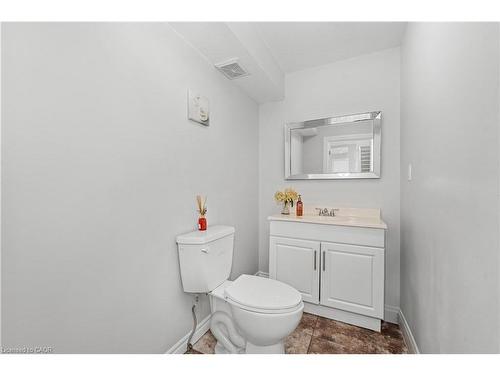 233 Normanhurst Avenue, Hamilton, ON - Indoor Photo Showing Bathroom