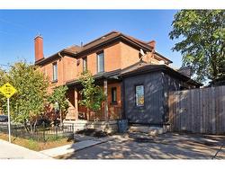 150 Victoria Avenue N Hamilton, ON L8L 5E8