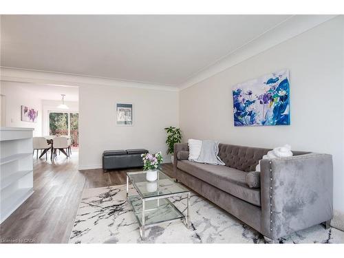 63 Ellis Crescent S, Waterloo, ON - Indoor Photo Showing Living Room