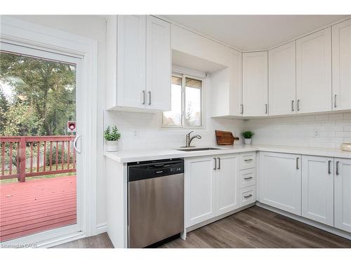 63 Ellis Crescent S, Waterloo, ON - Indoor Photo Showing Kitchen