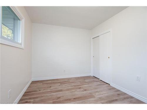 63 Ellis Crescent S, Waterloo, ON - Indoor Photo Showing Other Room