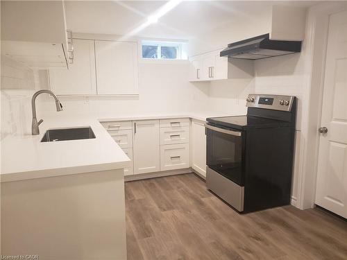 63 Ellis Crescent S, Waterloo, ON - Indoor Photo Showing Kitchen