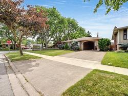 3311 Fairway Road  Niagara Falls, ON L2J 3R5