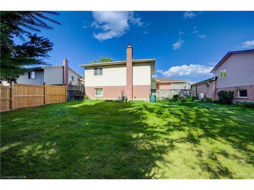 489 Northlake Drive, Waterloo, ON - Outdoor