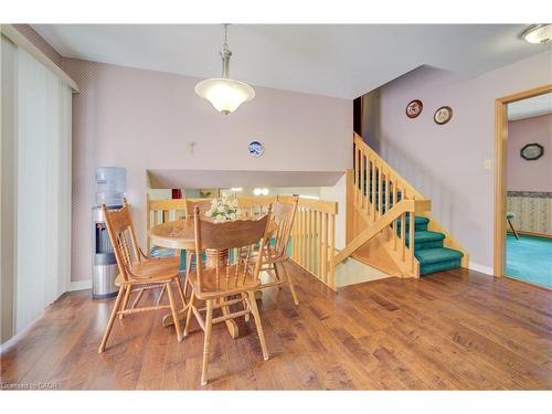 489 Northlake Drive, Waterloo, ON - Indoor Photo Showing Dining Room