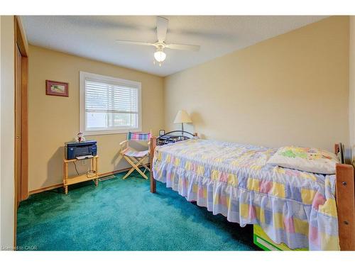 489 Northlake Drive, Waterloo, ON - Indoor Photo Showing Bedroom
