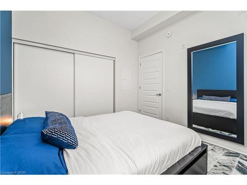 627-1105 Leger Way, Milton, ON - Indoor Photo Showing Bedroom