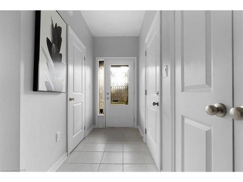 28-324 Equestrian Way, Cambridge, ON - Indoor Photo Showing Other Room