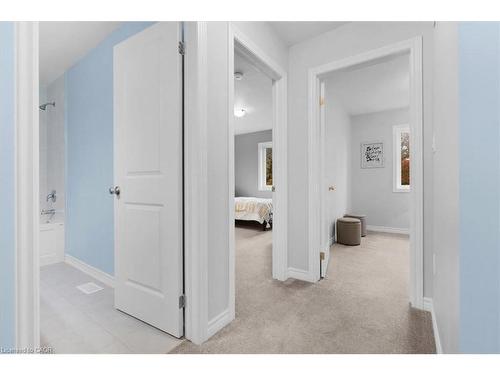 28-324 Equestrian Way, Cambridge, ON - Indoor Photo Showing Other Room