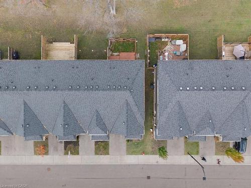 28-324 Equestrian Way, Cambridge, ON - Outdoor