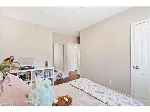 496 Pineland Avenue, Oakville, ON - Indoor Photo Showing Bedroom