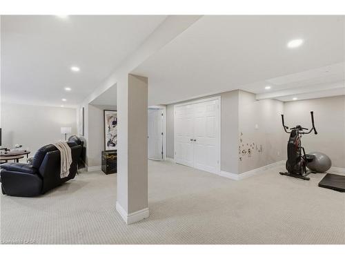 496 Pineland Avenue, Oakville, ON - Indoor