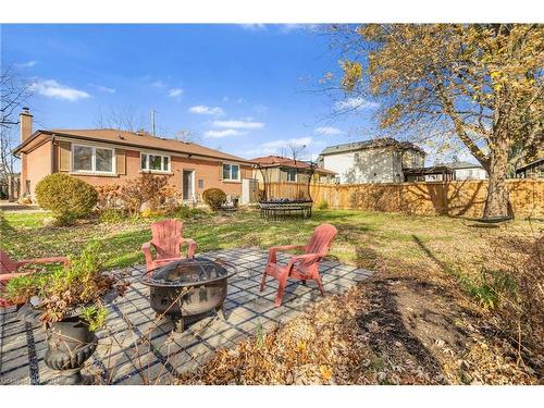 496 Pineland Avenue, Oakville, ON - Outdoor