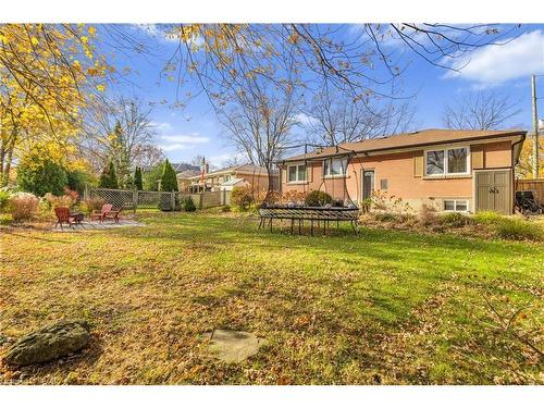 496 Pineland Avenue, Oakville, ON - Outdoor