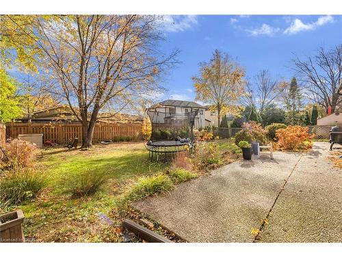 496 Pineland Avenue, Oakville, ON - Outdoor With Backyard