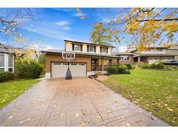 23 Stonegate Drive  Kitchener, ON N2A 2Y7