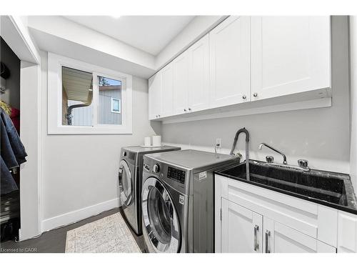 23 Stonegate Drive, Kitchener, ON - Indoor Photo Showing Laundry Room