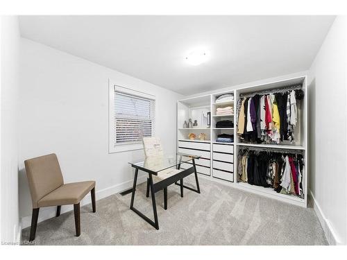 23 Stonegate Drive, Kitchener, ON - Indoor