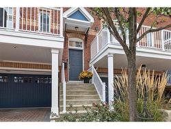 3-120 Bronte Road  Oakville, ON L6L 3C1