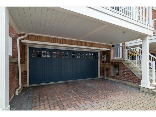 3-120 Bronte Road, Oakville, ON - Outdoor