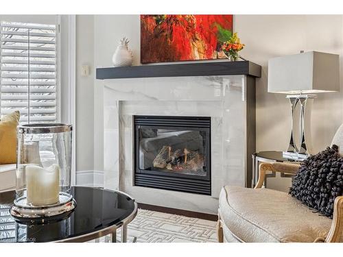 3-120 Bronte Road, Oakville, ON - Indoor Photo Showing Living Room With Fireplace
