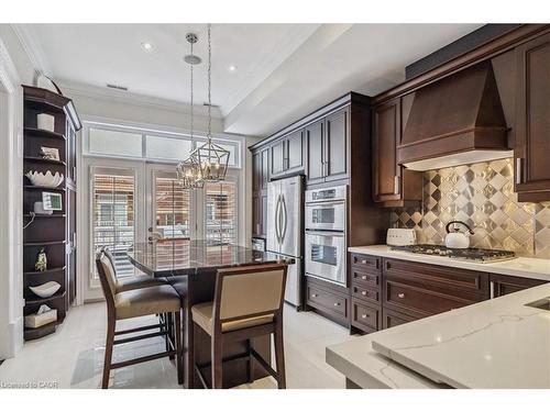 3-120 Bronte Road, Oakville, ON - Indoor