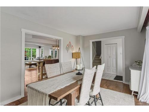 5373 Spruce Avenue, Burlington, ON - Indoor Photo Showing Dining Room