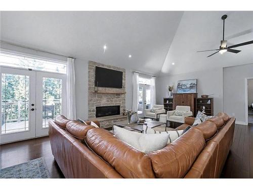 8 Zaduk Place, Guelph, ON - Indoor Photo Showing Living Room With Fireplace