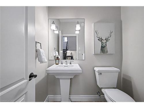 8 Zaduk Place, Guelph, ON - Indoor Photo Showing Bathroom