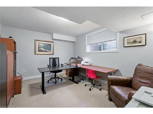 8 Zaduk Place, Guelph, ON - Indoor Photo Showing Office