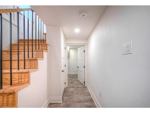 30 Dunbar Road S, Waterloo, ON - Indoor Photo Showing Other Room