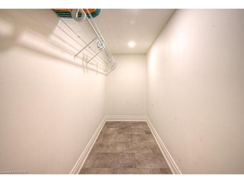 30 Dunbar Road S, Waterloo, ON - Indoor Photo Showing Other Room