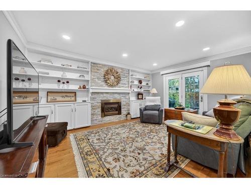 677 Powell Court, Burlington, ON - Indoor Photo Showing Living Room With Fireplace