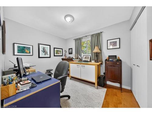 677 Powell Court, Burlington, ON - Indoor Photo Showing Office