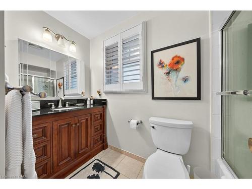 677 Powell Court, Burlington, ON - Indoor Photo Showing Bathroom