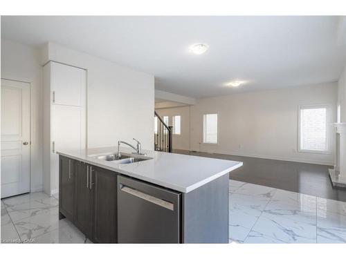 3159 Lula Road, Burlington, ON - Indoor Photo Showing Kitchen With Double Sink