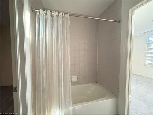 3159 Lula Road, Burlington, ON - Indoor Photo Showing Bathroom