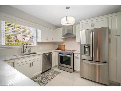 4 Upper Canada Drive, St. Catharines, ON - Indoor Photo Showing Kitchen With Stainless Steel Kitchen