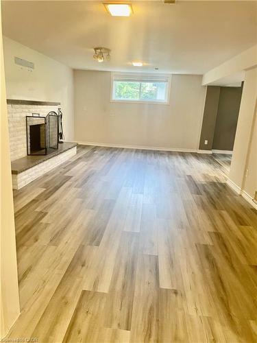 Bsmt-605 Mohawk Road, Hamilton, ON - Indoor Photo Showing Other Room