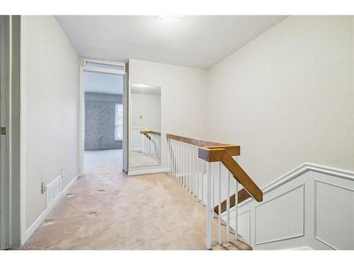 58-3029 Glencrest Road, Burlington, ON - Indoor Photo Showing Other Room